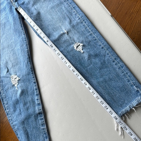 Levi's Wedgie Jeans Icon Fit High Rise Tapered Leg Light Wash - Picture 13 of 15